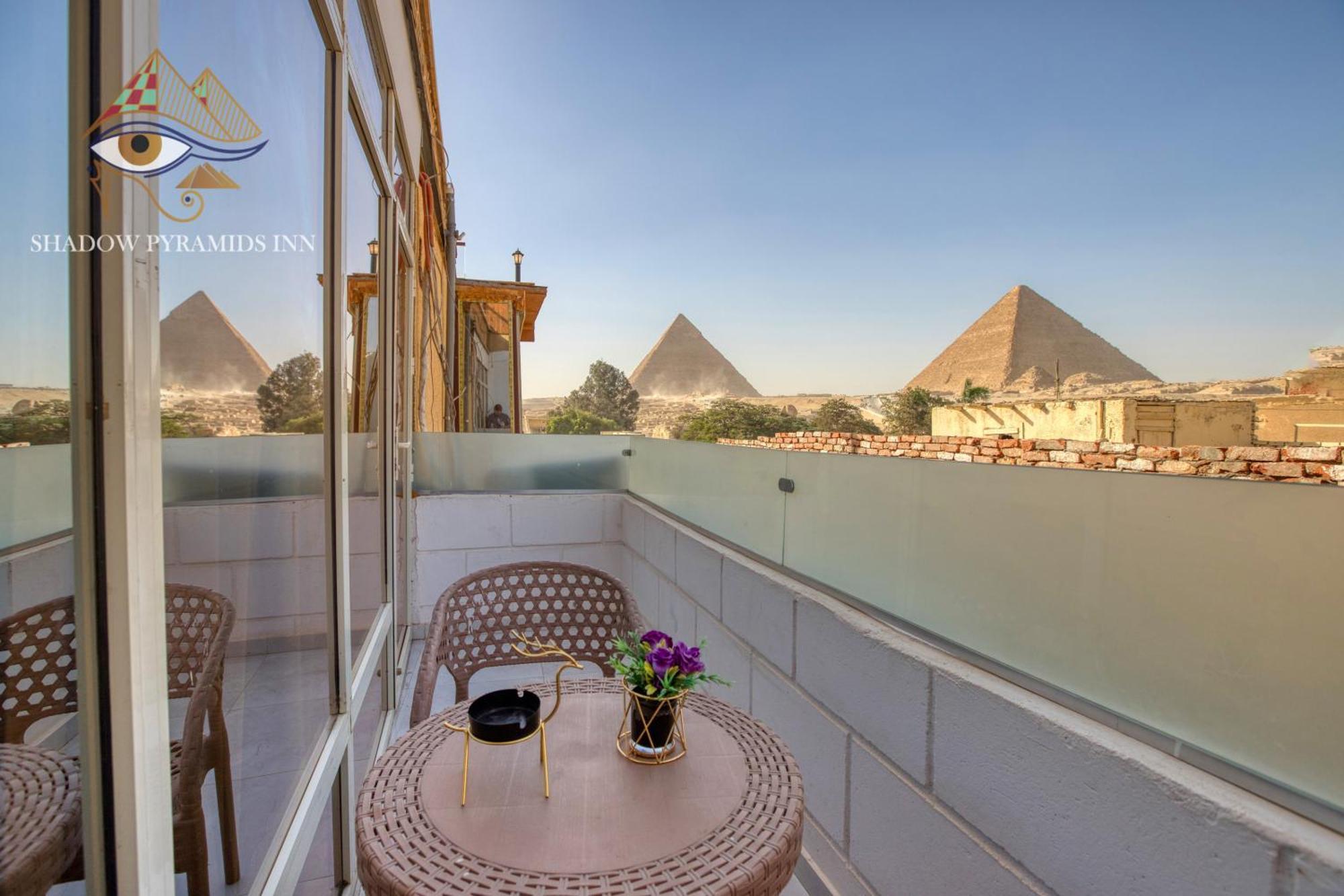 Shadow Pyramids Suites And Jacuzzi Kafret el-Gabal Eksteriør billede